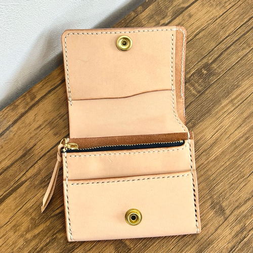 本革×手縫い」選べるカラー＆お名前刻印無料！こだわりの二つ折り