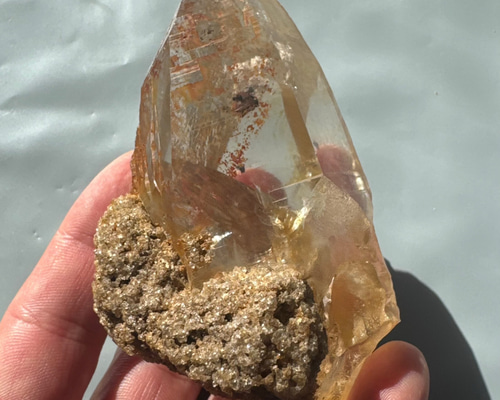ガネーシュヒマール産 ヒマラヤ水晶 80ミリ ゴールドタイプ tg810