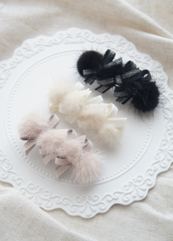 【メーカー公式ショップ】 ふわふわミンクファーとリボンのバレッタ バレッタ mignon 通販 ヘアアクセサリー