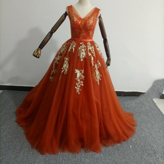 送料無料テラコッタ色！カラードレス 3D立体レース刺繍 ソフトチュール パーティードレス 花嫁/前撮り/演奏会/音楽