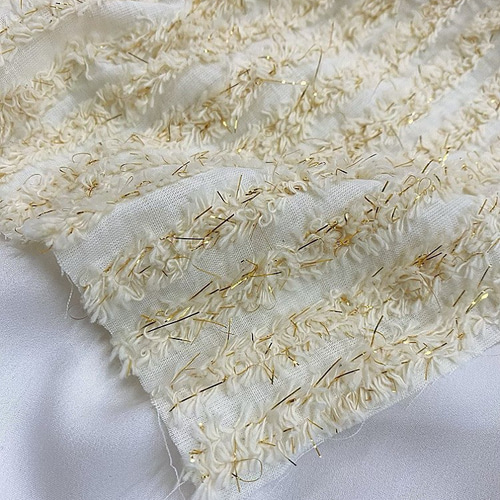 上品 綿麻100％ 刺繍生地 フリンジ花柄 ジャガード織り生地 ☆生地幅約