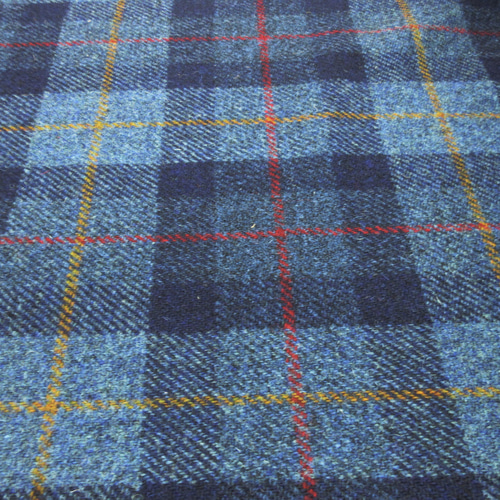 ハリスツイード☆スコットランド☆脚漕ぎ織機☆タータンチェック