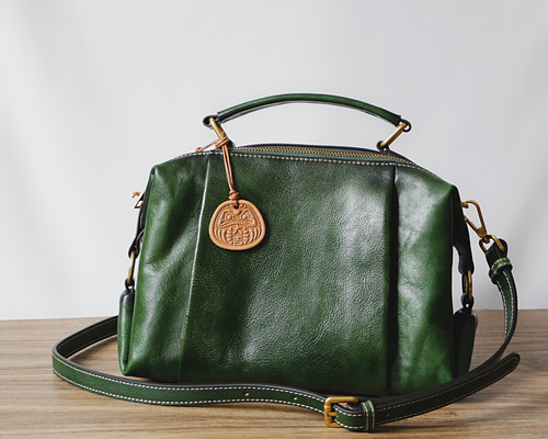 手染め牛革ボストンバッグ斜め掛けショルダーバッグ2Way 緑色 2way