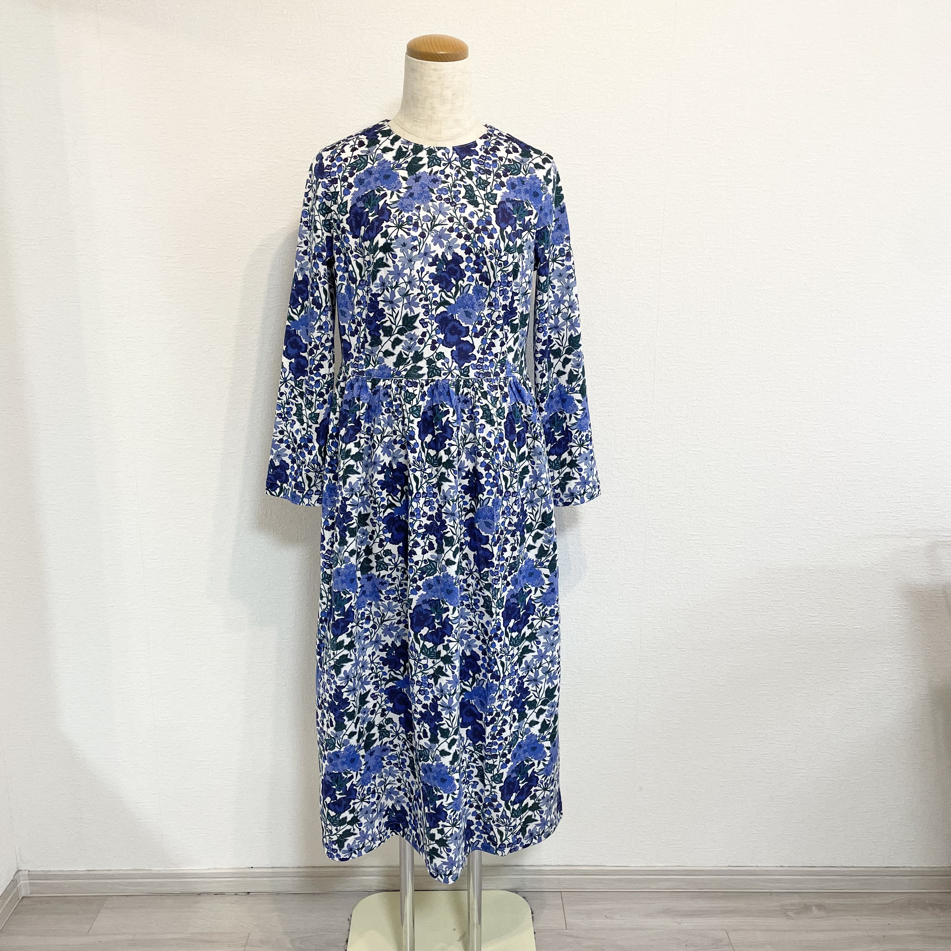 リバティ生地＊クルーネックのニットワンピース長袖（タナジャージ/エドナ）