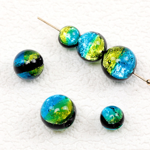 瑠璃ガラスと天然石のチャーム　ハンドメイドアクセサリーパーツ 瑠璃ガラスと天然石のチャーム ハンドメイドアクセサリーパーツ 【全5