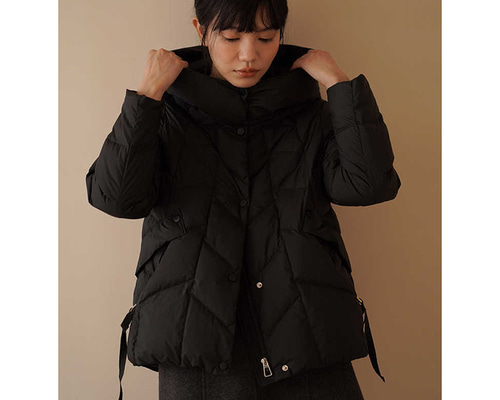 美品　ミュベール　ダウンコートXL カーキ　キルティング　ビジュウ　羽 c9e7c5deb8e64030241566e1afde4d