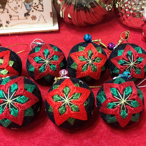 お取り置き中　手鞠　クリスマス　ポインセチア　手毬　てまり　置物　オーナメント お取り置き中 手鞠 クリスマス ポインセチア 手毬 てまり 置物