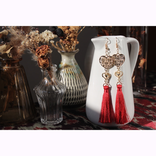 1227】ハートとタッセルのピアスイヤリング 1227】ハートとタッセルの