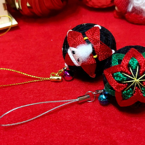 てまり＊『サンタとポインセチアmini』＊チャーム＊花手毬＊クリスマス