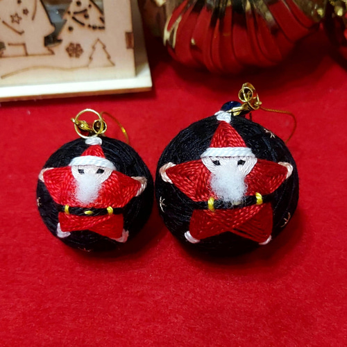 てまり＊『サンタとポインセチアmini』＊チャーム＊花手毬＊クリスマス