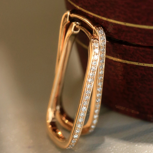 ▽ 天然ダイヤモンドピアスk18 スクエアフープピアス K18フープピアス