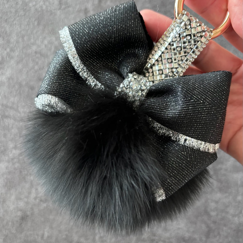 ブラックデニム★感謝価格★リアルファーチャーム★革タグC4 限定1 】リアルファーチャーム リアルフォックスファーチャーム バッグ