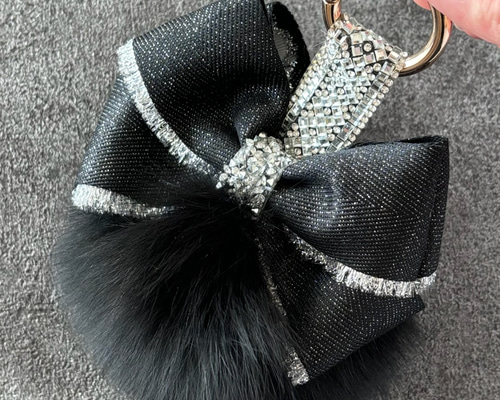 ブラックデニム★感謝価格★リアルファーチャーム★革タグC4 リアルファーチャーム リアルフォックスファーチャーム バッグチャーム