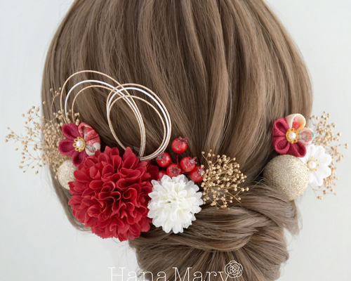 つまみ細工　髪飾り　✴︎結花✴︎モスグリーン成人式卒業式七五三　No.443 つまみ細工 髪飾り ✴︎結花✴︎モスグリーン成人式卒業式七五三 No