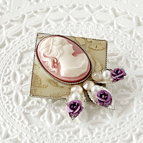 令嬢のティータイム カメオデザインブローチ・ペンダントトップ