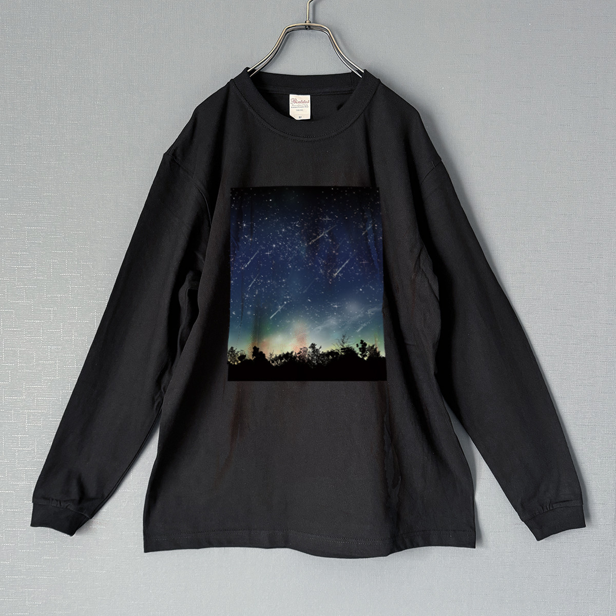 【全4色】夜空に降り注ぐ流星柄 ロングTシャツ（BLACK） / ロンT カットソー