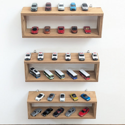 手作り　トミカ収納棚　11段　89台収納　木製　(新品) トミカ収納棚11段 168台収納 木製 - MAMAGOTO110'S GALLERY