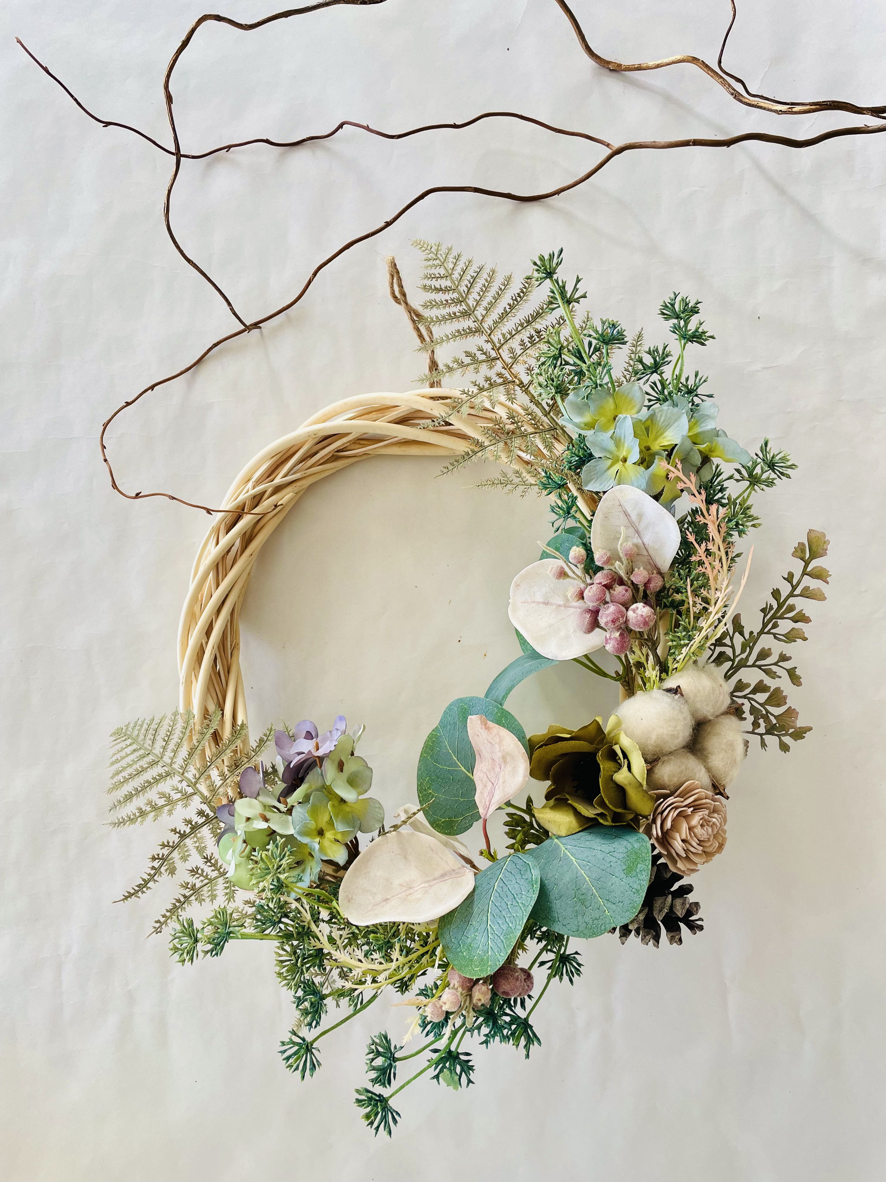 送料無料◎1年中飾れる着せ替えオーナメント4つ付◎ナチュラルグリーンリース✴︎引越祝い クリスマスお正月2way 4,760円