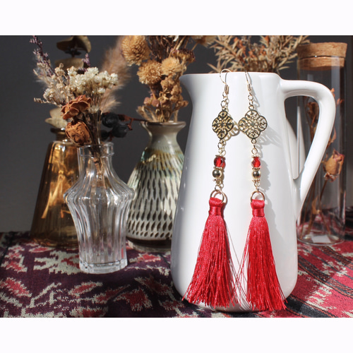 中華風✦紅い花のチャイナタッセルピアス（イヤリング） ピアス