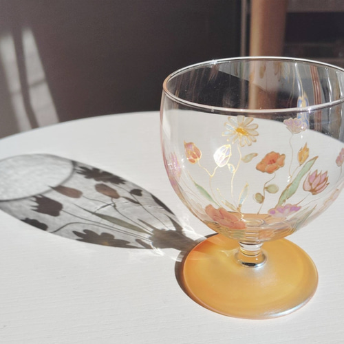 美術品　ワイングラス アンティーク風お花畑ワイングラス【スタッキングワイングラス