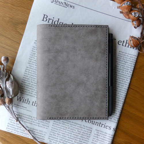 イタリア革のメモ帳カバー／A6サイズ／ロディアNo.13／横型／グレー