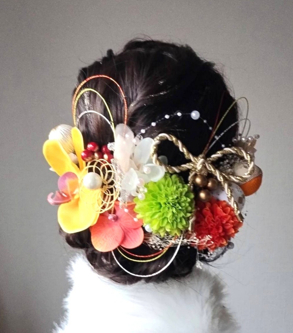 ボリュームたっぷり♡黄色とオレンジ胡蝶蘭の髪飾り　成人式/卒業式/和装ブライダル
