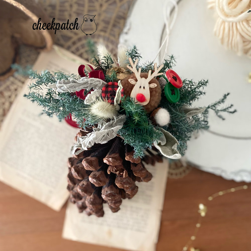 松ぼっくりの吊り飾り/クリスマスオーナメント【12/10まで期間限定販売