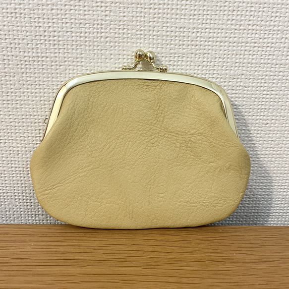パカっと開くとお部屋が2つ＊仕切りつき口金の本革ぺたんこ