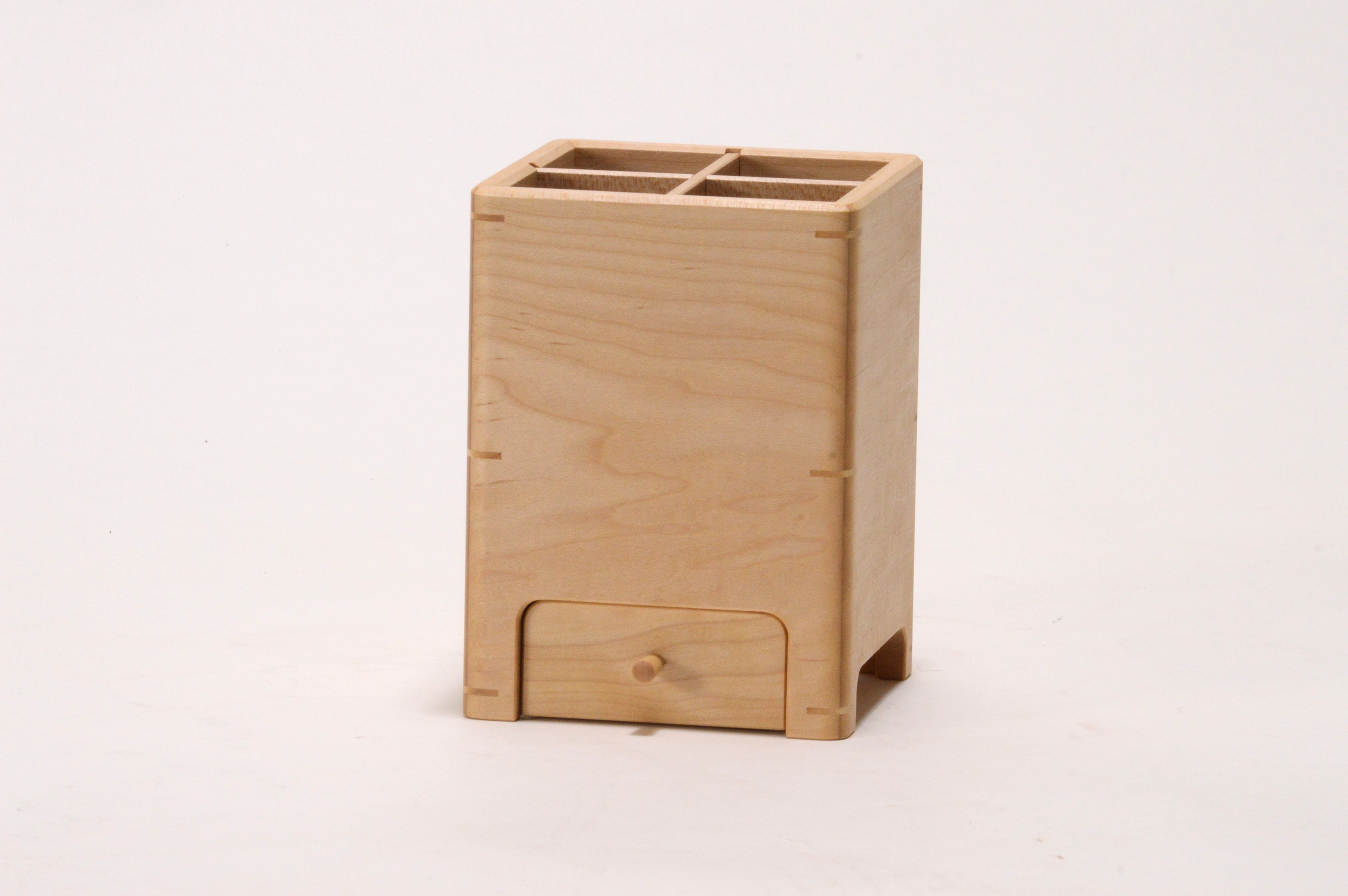 カエデのペン立て 木製ツマミ