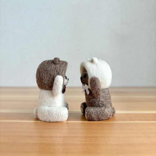 被り物くまさんのキーホルダー【受注生産】 羊毛フェルト 岡田ゆう子