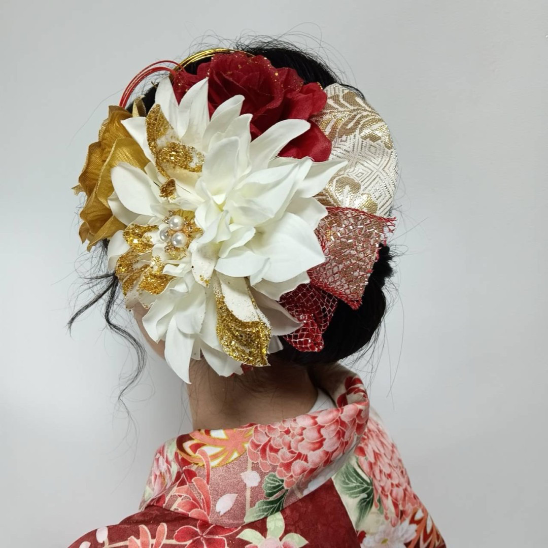 22 髪飾り 赤 白 ゴールド 派手　成人式　結婚式　振袖　結婚式　和装