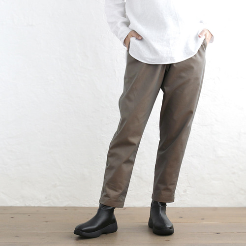 大人気シリーズ! オールシーズン使える コットンツイルテーパード  