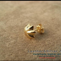 1点物手彫りコンチョ　シルバー925　ゴールド（ｋ18）インデアンジュエリー ハンドメイド ピアスゴールド（k18）アポロコンチョゴールド