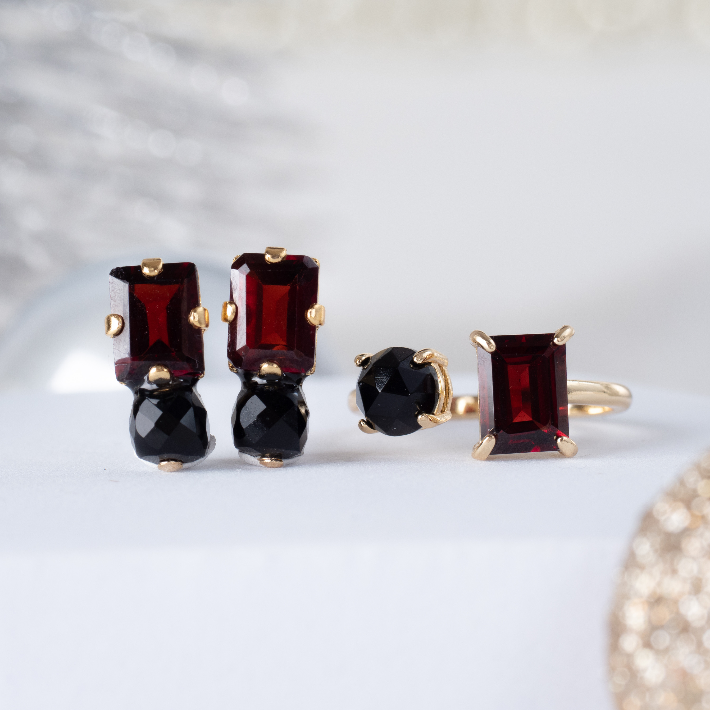 ガーネット２点セット～ホリデーボックス～　Creema限定クリスマス2024 ホリデーボックス