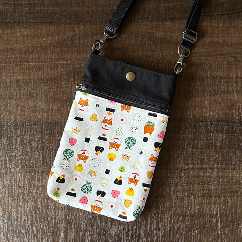 ハンドメイド ポーチ 黒地 マルチーズ柄 【公式通販】