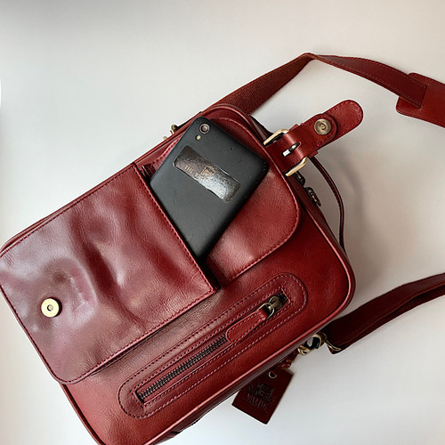英国デザイン牛革かばんValise TALL BOXショルダー ラスティ
