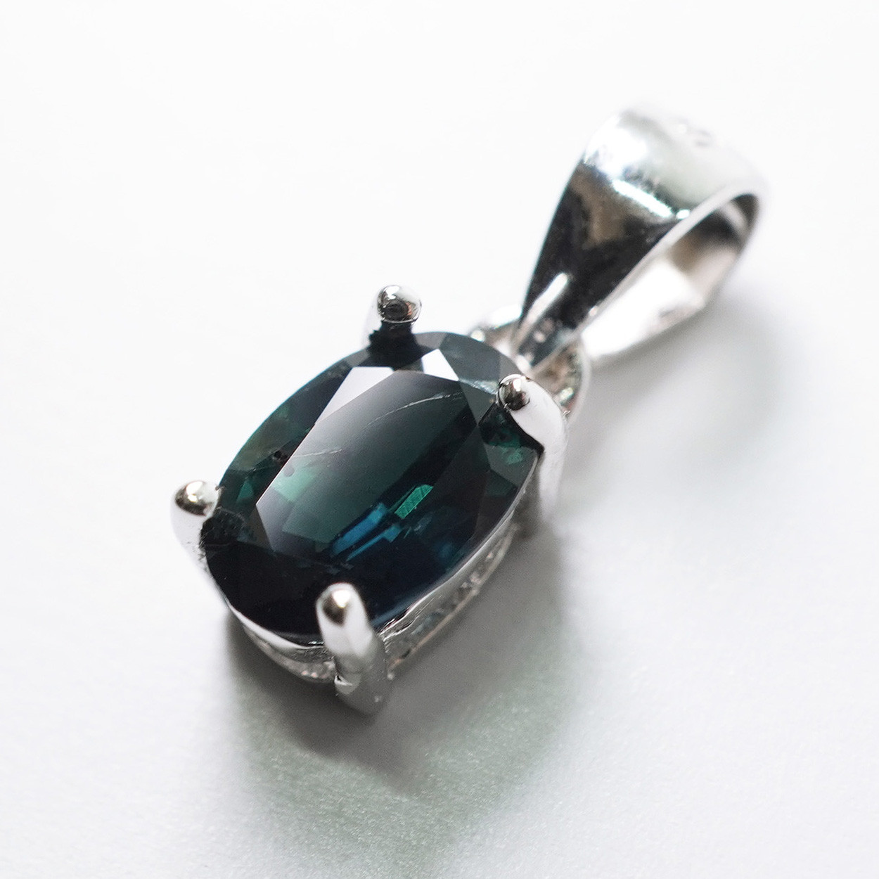 【一点物】天然石 0.6カラット ティールサファイ ネックレス ペンダントトップ シルバー925