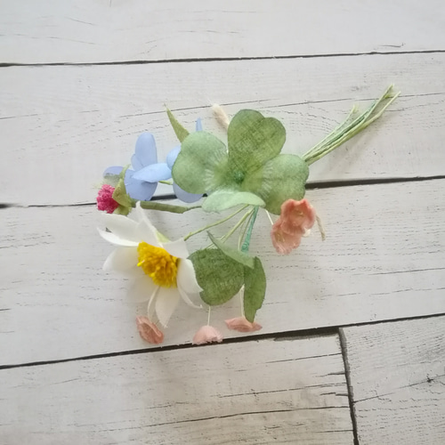 染め布花の詰め合わせ＊マーガレット、四つ葉のクローバー、すみれ