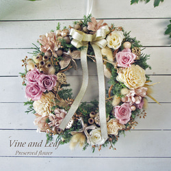 プリザーブドフラワーのバラとコニファーとラグラスのリース[F241011] 5枚目の画像