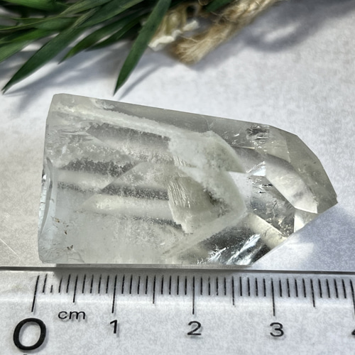 龍脈水晶　パイライトインクォーツ　クリスタル　水晶　黄鉄鉱　ファントム 龍脈水晶パイライトインクォーツクリスタル水晶黄鉄鉱ファントム