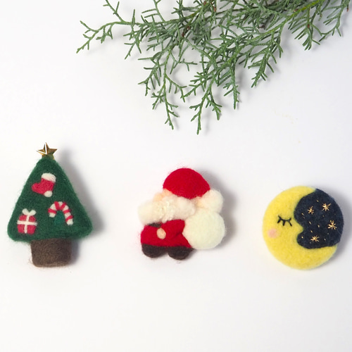 クリスマス＞羊毛フェルトのクリスマスモチーフブローチ ブローチ