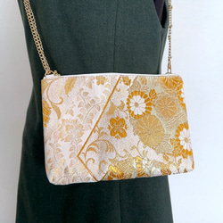 絹の帯から2wayクラッチバッグ 沢山の牡丹花文柄 帯リメイク343