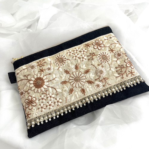 インド刺繍リボンポーチ ポーチ moco 通販 18537560｜Creema(クリーマ