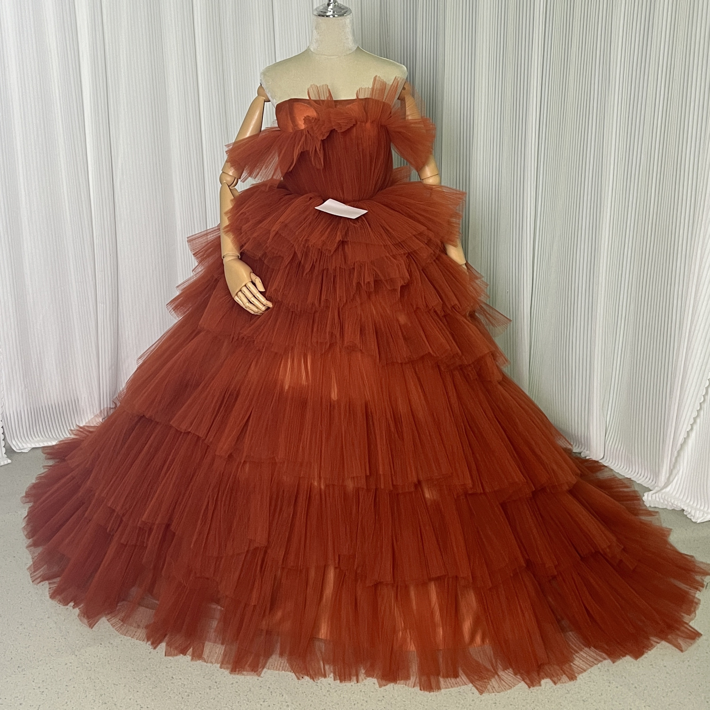 送料無料！カラードレス テラコッタ色 ベアトップ チュールドレス プリーツドレス 绮丽な 花嫁/ウェディングドレス 28,793円
