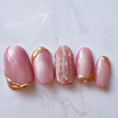 ピンク×ゴールド×マグネット⌇一粒ストーン ライン アンティーク