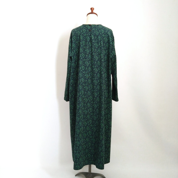 【Creema限定作品】再販！× 12  ボタニカルコーデュロイのワンピース  ネイビー × グリーン 9枚目の画像