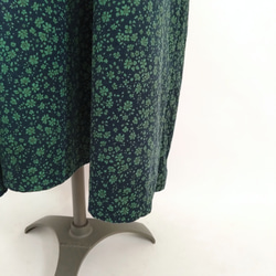 【Creema限定作品】再販！× 12  ボタニカルコーデュロイのワンピース  ネイビー × グリーン 13枚目の画像