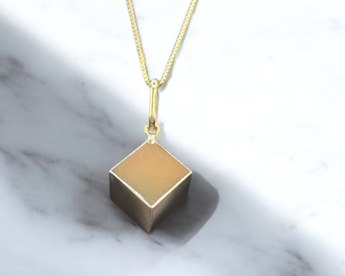 18KWG 水晶キューブネックレス 18KWG 水晶キューブネックレス cspd0023.jpg