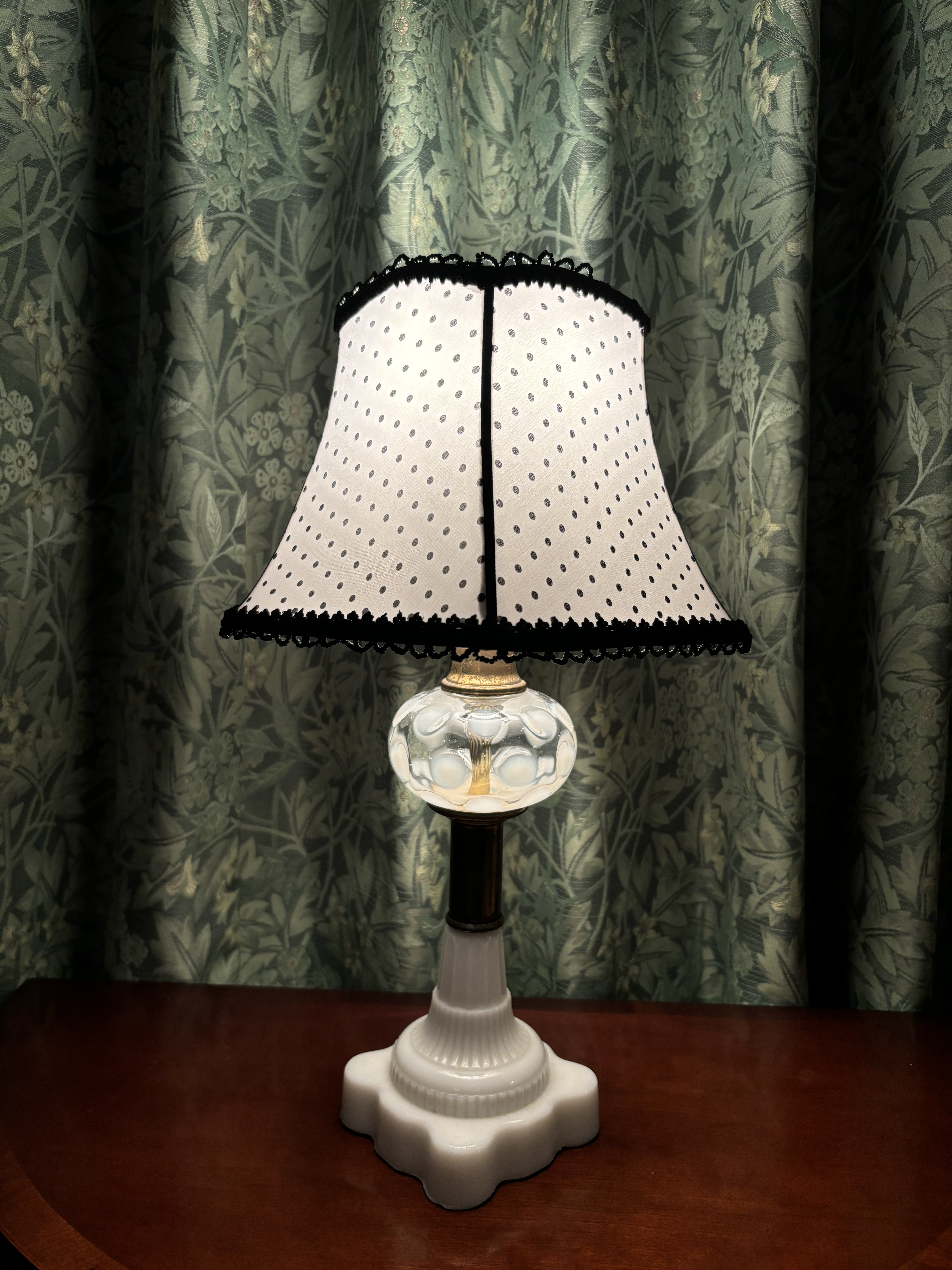 オパールーセントグラスの明かり