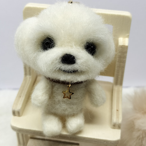 羊毛フェルト  マルチーズ  家族 受注制作 羊毛ミニチュアわんこ(マルチーズ)ドールハウス